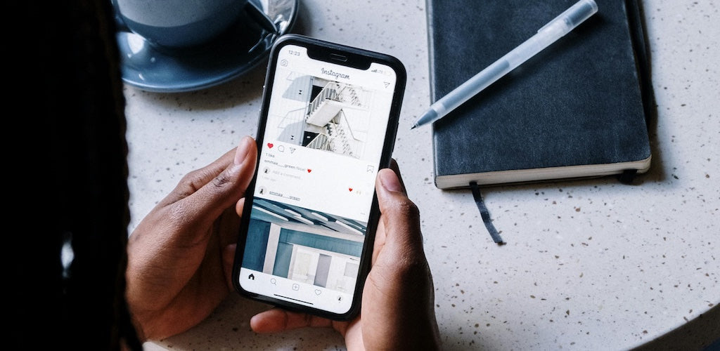 How to create Seamless Carousels for Instagram and TikTok on Android