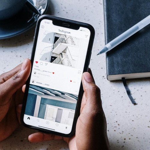 How to create Seamless Carousels for Instagram and TikTok on Android