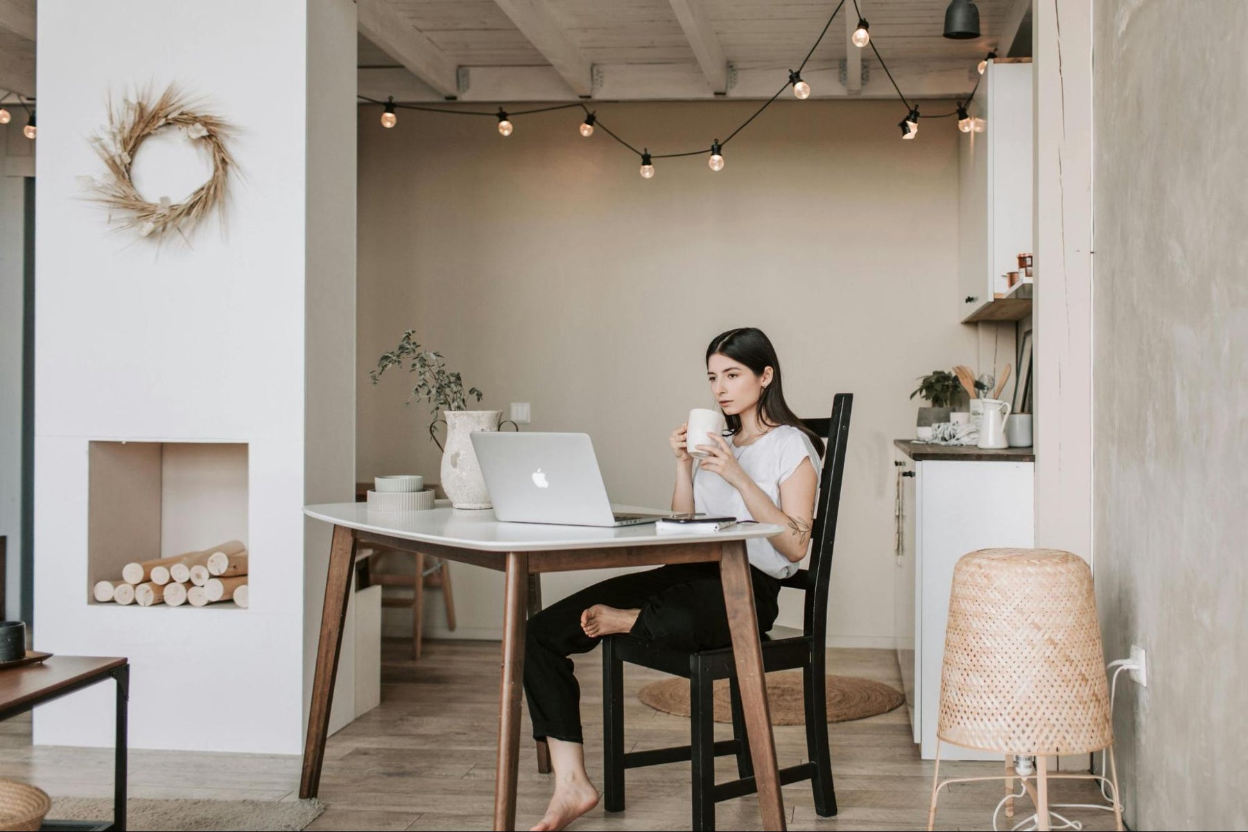 girl in a coffee shop