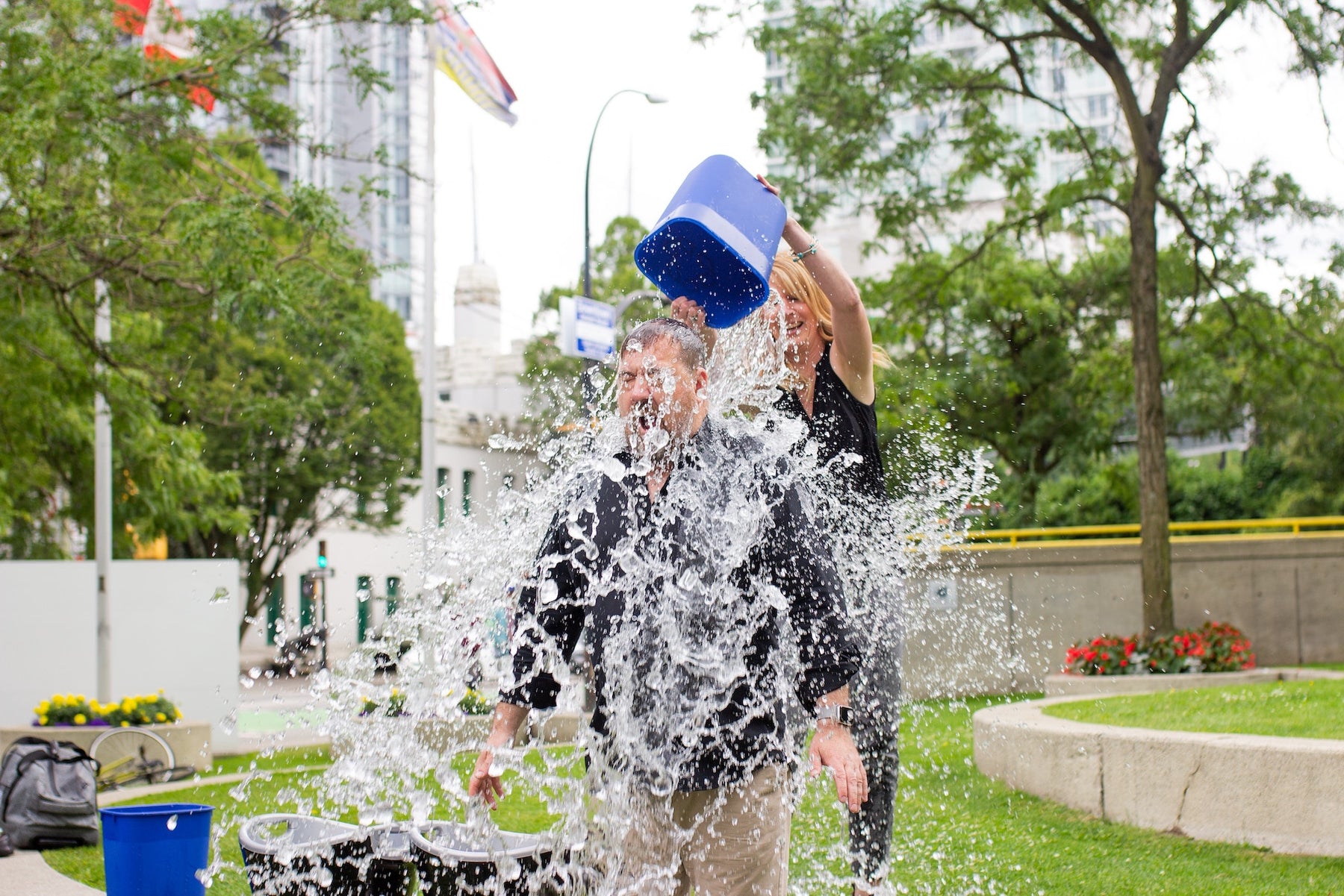 ALS Ice bucket challenge 